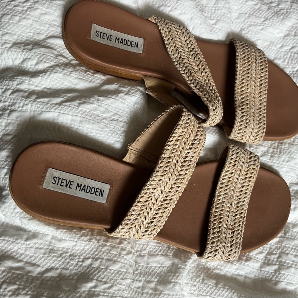 Steve Madden wicker sandals